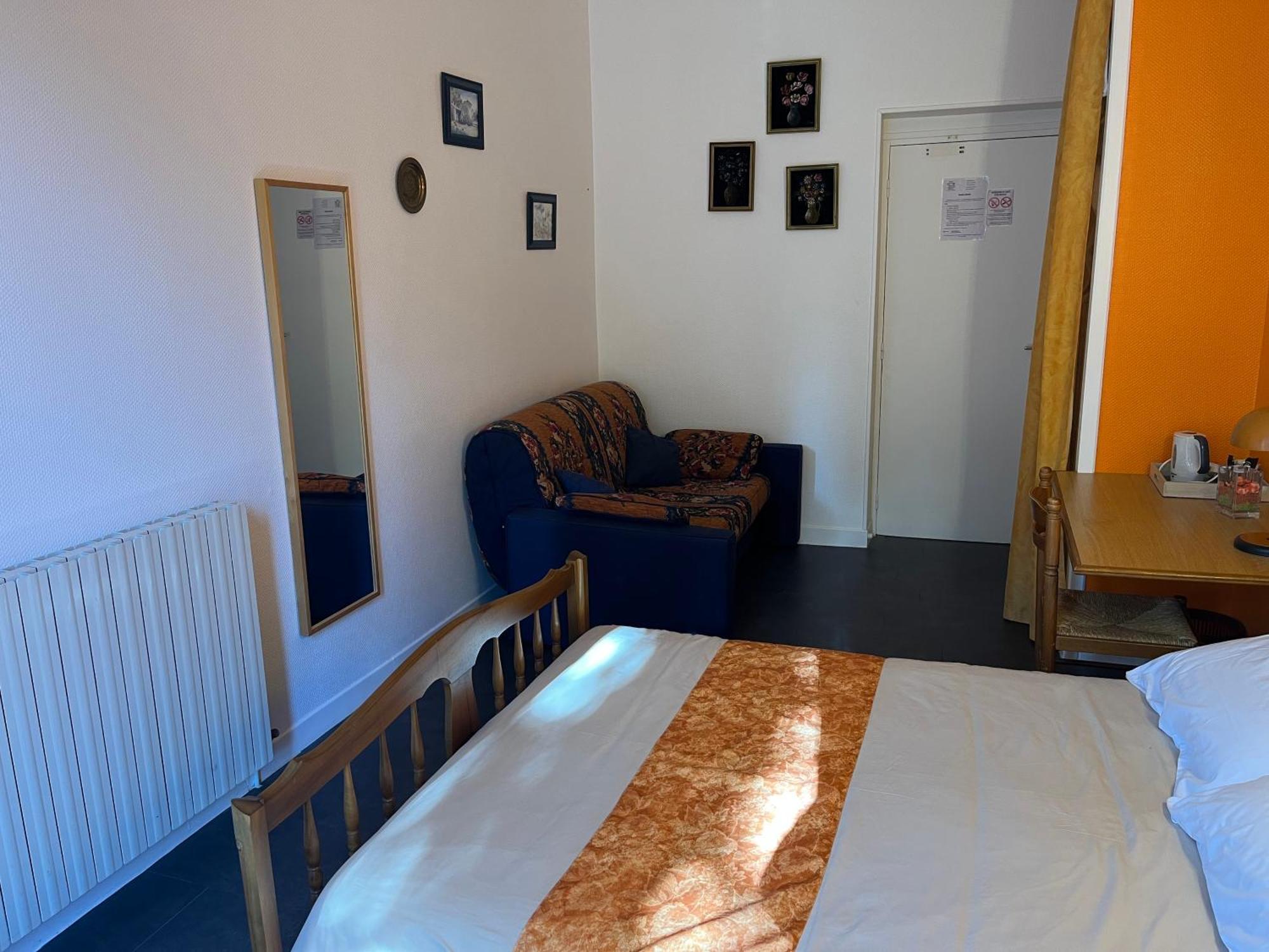 Chateau Lou Cante Perdrix La Vernarede Εξωτερικό φωτογραφία